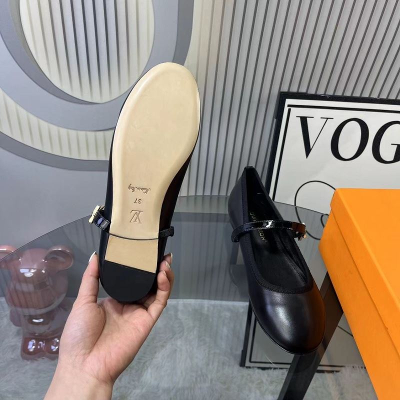 Louis Vuitton Flat Shoes